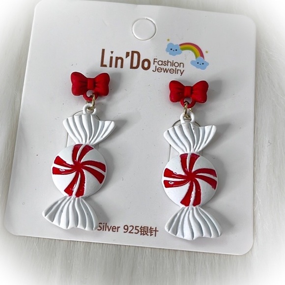 💕Fun Christmas Candy Earrings Holiday Season💕 - Picture 1 of 4